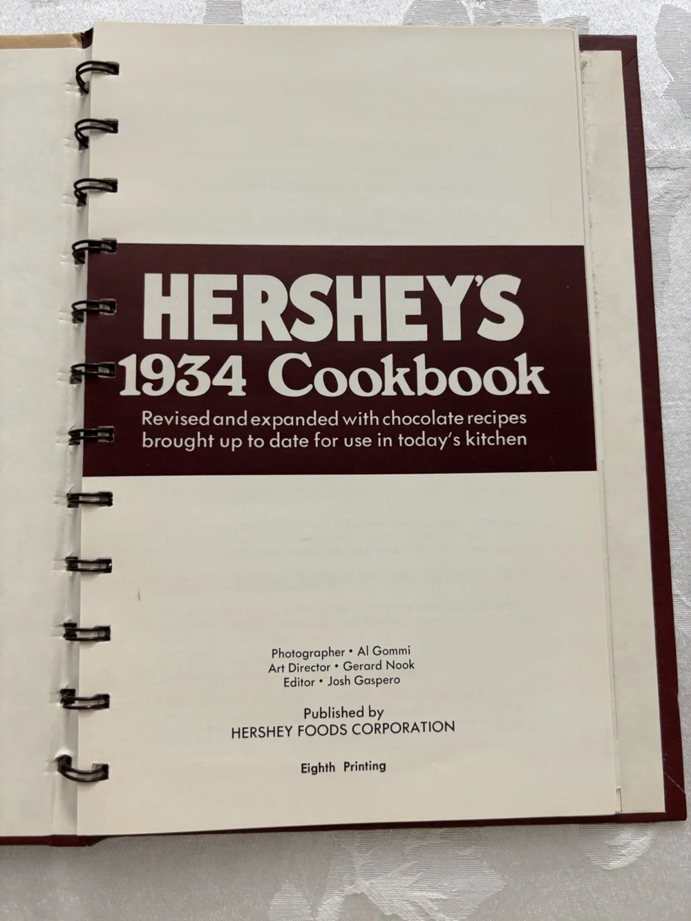 Vintage, 3 Cookbooks, Hershey’s, Pennsylvania PA Dutch, Zion Church, 2 Postcards
